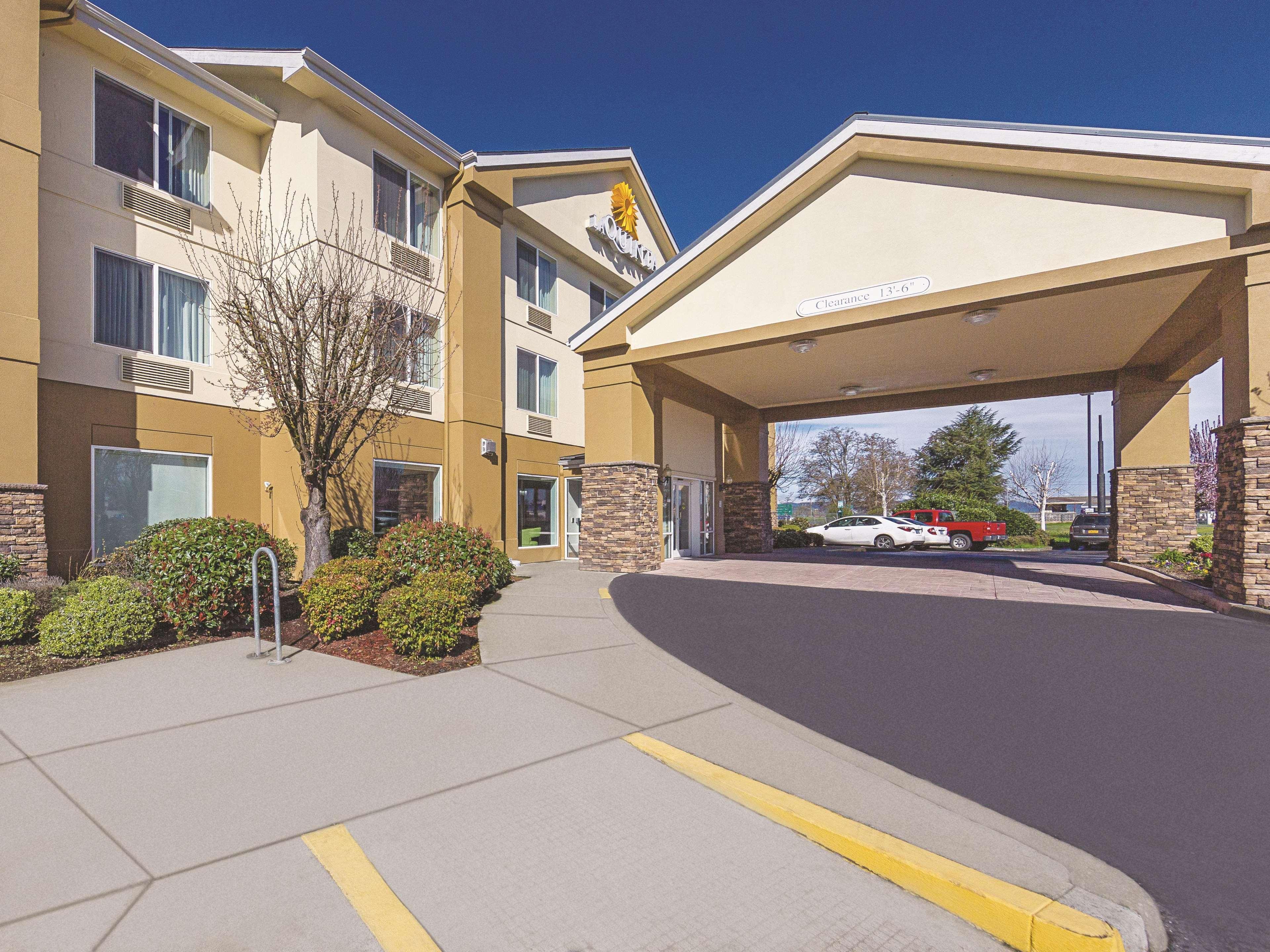 La Quinta By Wyndham Central Point - Medford Buitenkant foto